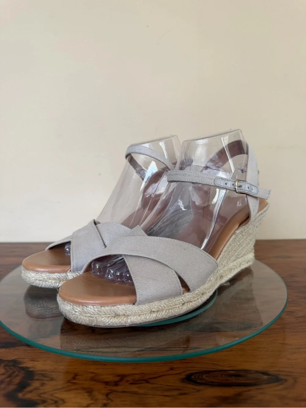J. CREW Canvas Peep Toe Wedge Espadrille Shoes in size 8.5